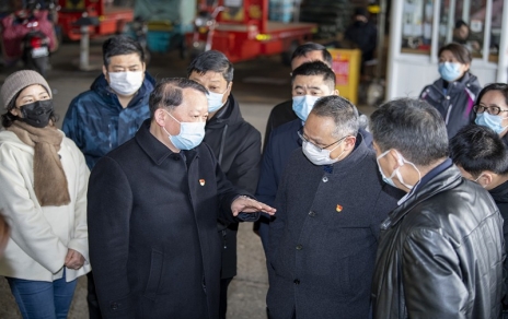 嘉興市委常委、嘉興經(jīng)開(kāi)區(qū)黨工委書(shū)記陳利眾蒞臨我司指導(dǎo)防疫保供工作