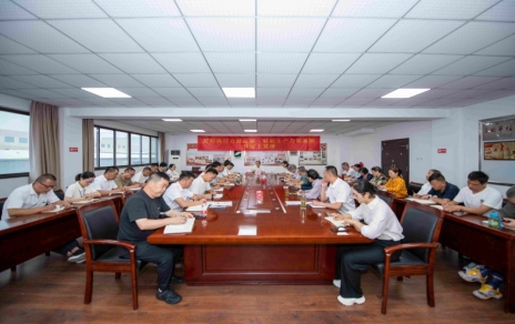 以學促行、以行促干、正風肅紀，勤廉并重干事業(yè)！